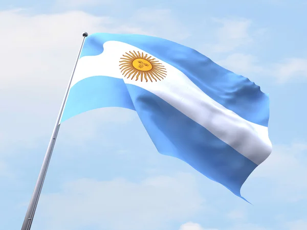 Bandeira da Argentina voando no céu limpo . — Fotografia de Stock