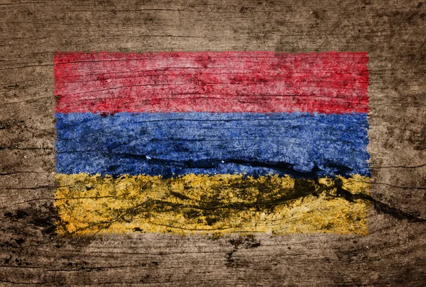Bandeira da Armênia pintada sobre fundo de madeira — Fotografia de Stock
