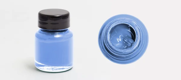 Blaue Gelassenheit Acrylfarbe Flasche Seiten- und Draufsicht weiße Isola — Stockfoto