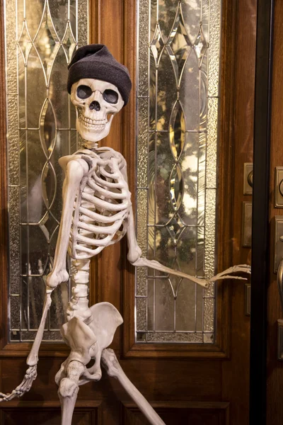 Halloween-Gruß an der Tür — Stockfoto