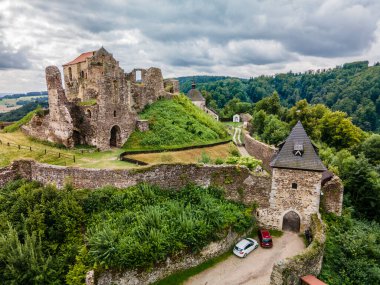 Czech Potstejn Kalesi harabeleri