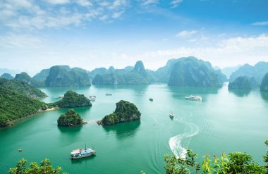 Halong Bay Vietnam. UNESCO dünya mirası. Vietnam'daki en popüler yeri.