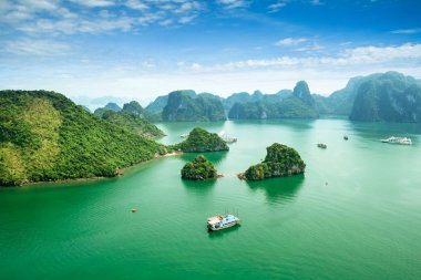 Halong Bay Vietnam. UNESCO dünya mirası. Vietnam'daki en popüler yeri.