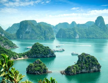 Halong Bay Vietnam. UNESCO dünya mirası. Vietnam'daki en popüler yeri.