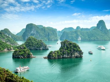 Halong Bay Vietnam. UNESCO dünya mirası. Vietnam'daki en popüler yeri.