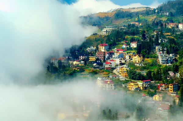 Sapa in de mist, Laocai, Vietnam — Stockfoto