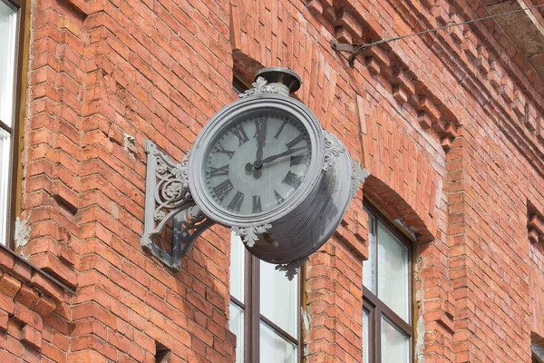 Часы Фасаде Санкт Петербург Россия — стоковое фото