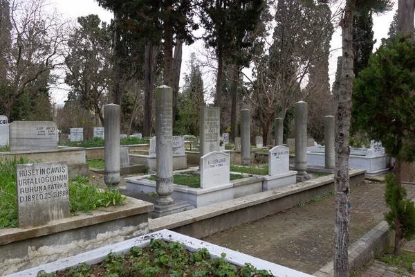 Mezarlıkta Mezarlar Stanbul Türkiye — Stok fotoğraf