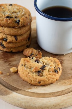 tanımlama bilgisi ve siyah kahve