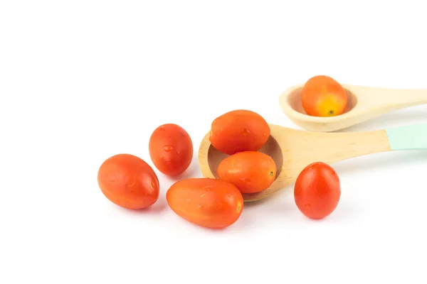 Вишневий помідор ізольований білий фон концепції дієти — стокове фото