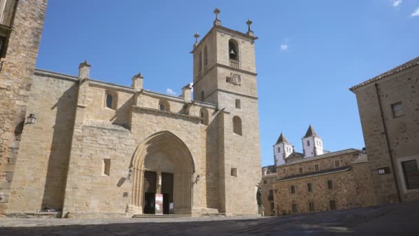 Caceres Spanien Juli 2019 Gesamtansicht Der Kathedrale Santa Maria Caceres — Stockvideo