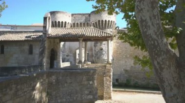 Pernes Les Fontaines 'in eski kapısı, Provence, Fransa, Avrupa.