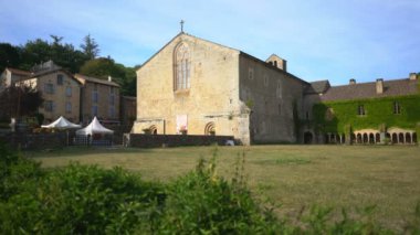 Abbaye de Sylvanes 'in dışı, Fransa, Avrupa.