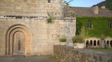 Abbaye de Sylvanes 'in dışı, Fransa, Avrupa.