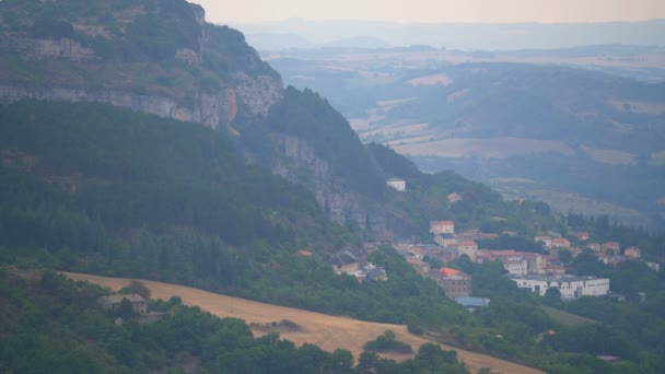 Vista Aérea Aldeia Roquefort Sur Soulzon Paisagem França Europa — Vídeo de Stock