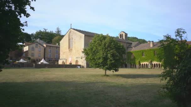 Extérieur Abbaye Sylvanes France Europe — Video