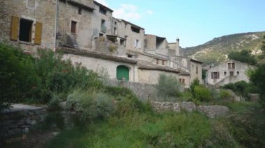 Saint-Guilhem-le-Dsert Manastırı, Languedoc-Roussillon, Fransa, Avrupa