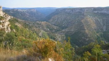 Navacelles Sirki 'nin havadan görünüşü, Fransa, Avrupa.