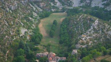 Lourmarin, Provence, Fransa ve Avrupa 'ya Genel Bakış.