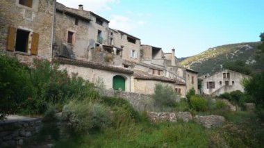 Saint-Guilhem-le-Dsert Manastırı, Languedoc-Roussillon, Fransa, Avrupa