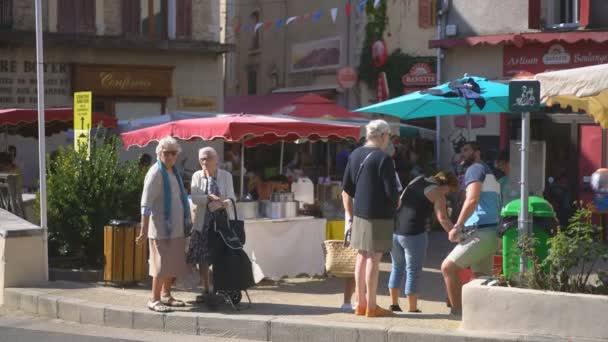 Gordes Franciaország 2017 Július Közpiac Gordes Község Utcájában Provence Franciaország — Stock videók