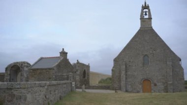 Saint-Mathieu manastırı ve deniz feneri, Brittany, Fransa, Avrupa.