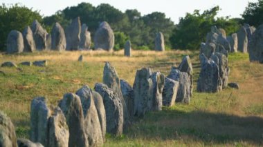 Carnac taşları, Britanya, Fransa, Avrupa