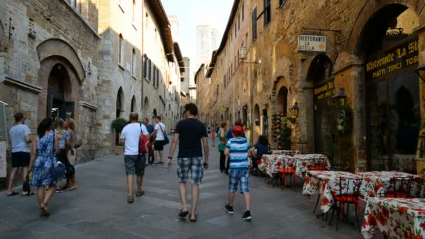 Sam Gimignano Italy July 2015 Street Walled Tuscan City San — Stock Video