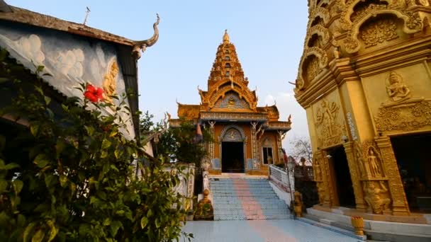 Battambang Kambodża Marca 2017 Wygląd Świątyni Wat Phnom Sampeau Niedaleko — Wideo stockowe