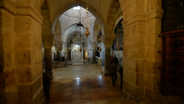 Jerusalem イスラエル 2016年12月25日 イスラエル エルサレムの聖墳墓教会の聖ヘレナ礼拝堂 — ストック動画