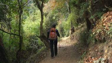 POKHARA, NEPAL - 27 ARALIK 2013: 27 ARALIK İNSANLAR. ARALIK, 2013, Pokhara, Nepal.