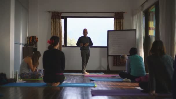 Panauti Nepal Dezember 2017 Einheimische Über Das Treffen Mit Buddhistischen — Stockvideo