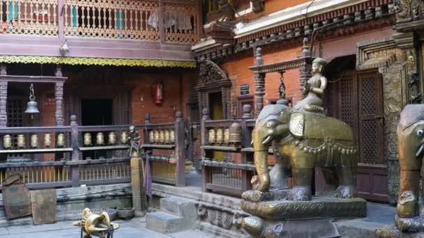 Παταν Νεπάλ Δεκεμβριου 2017 Εξωτερικό Του Χρυσού Ναού Στο Πατάν — Αρχείο Βίντεο