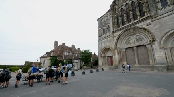 Frankreich Vezelay Juli 2015 Hintergrund Die Berühmte Romanische Basilika Magdalena — Stockvideo