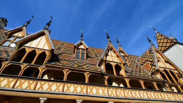 Francia Playa Julio 2015 Patio Icónico Del Hotel Dieu Beaune — Vídeos de Stock