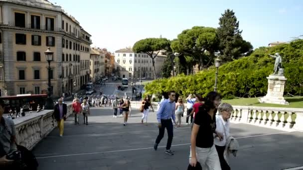 Ramped trappan som leder till Capitoline Hill — Stockvideo