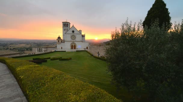 Basilika des hl. Franziskus von Assisi — Stockvideo