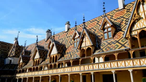 Coloured roof of the Hotel Dieu — Stock Video