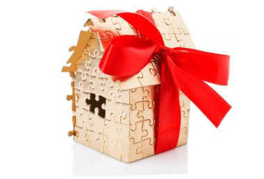 evi altın renginin kırmızı yay ile bulmacalar