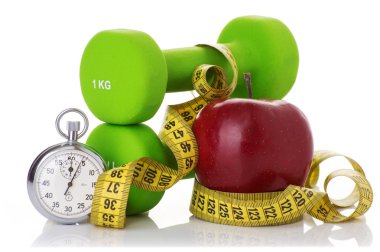 İki dambıl, Kırmızı elma, teyp ölçme.