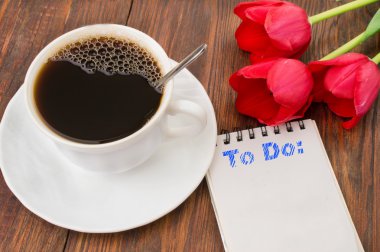 Fincan kahve, Lale ve Günaydın Masaj