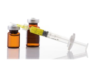 cam ilaç şişeleri ve botox, hualuronic, kollajen veya grip şırınga