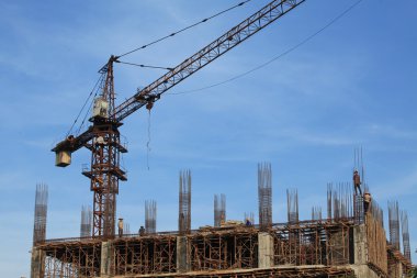 Yeni bina inşa ediliyor