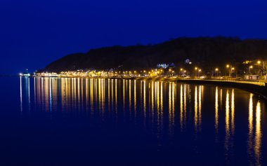 Akşam Mumbles Köyü'nde