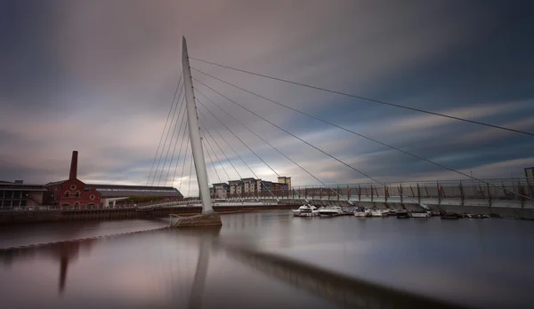 Marina de Swansea et pont du millénaire — Photo