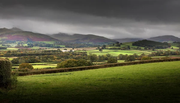 Beacons Brecon Cobertos Nuvens Escuras Ameaçadoras Chuva — Fotografia de Stock