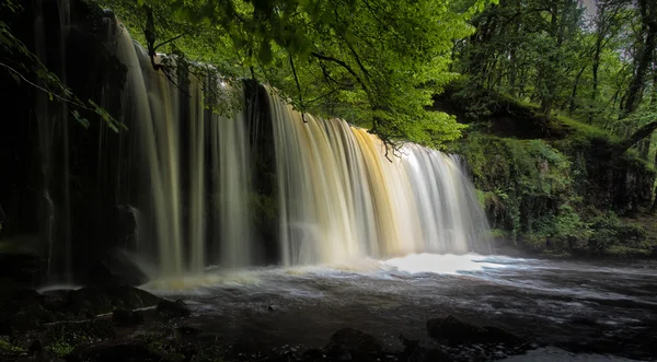 Sgwd Ddwli Uchaf watervallen-Zuid-Wales — Stockfoto