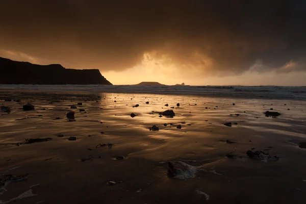 Nubes de tormenta en Worms Head — Foto de Stock