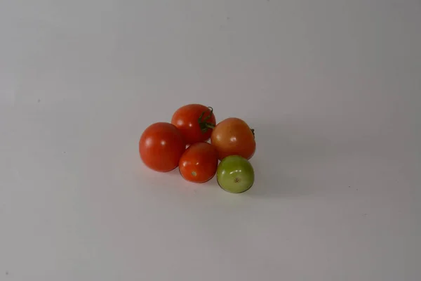 Cinco Tomates Cereja Frescos — Fotografia de Stock