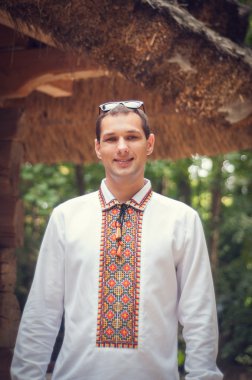 Genç yakışıklı Ukraynalı adam